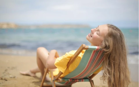 Assorbenti interni ed esterni al mare: guida completa all’uso